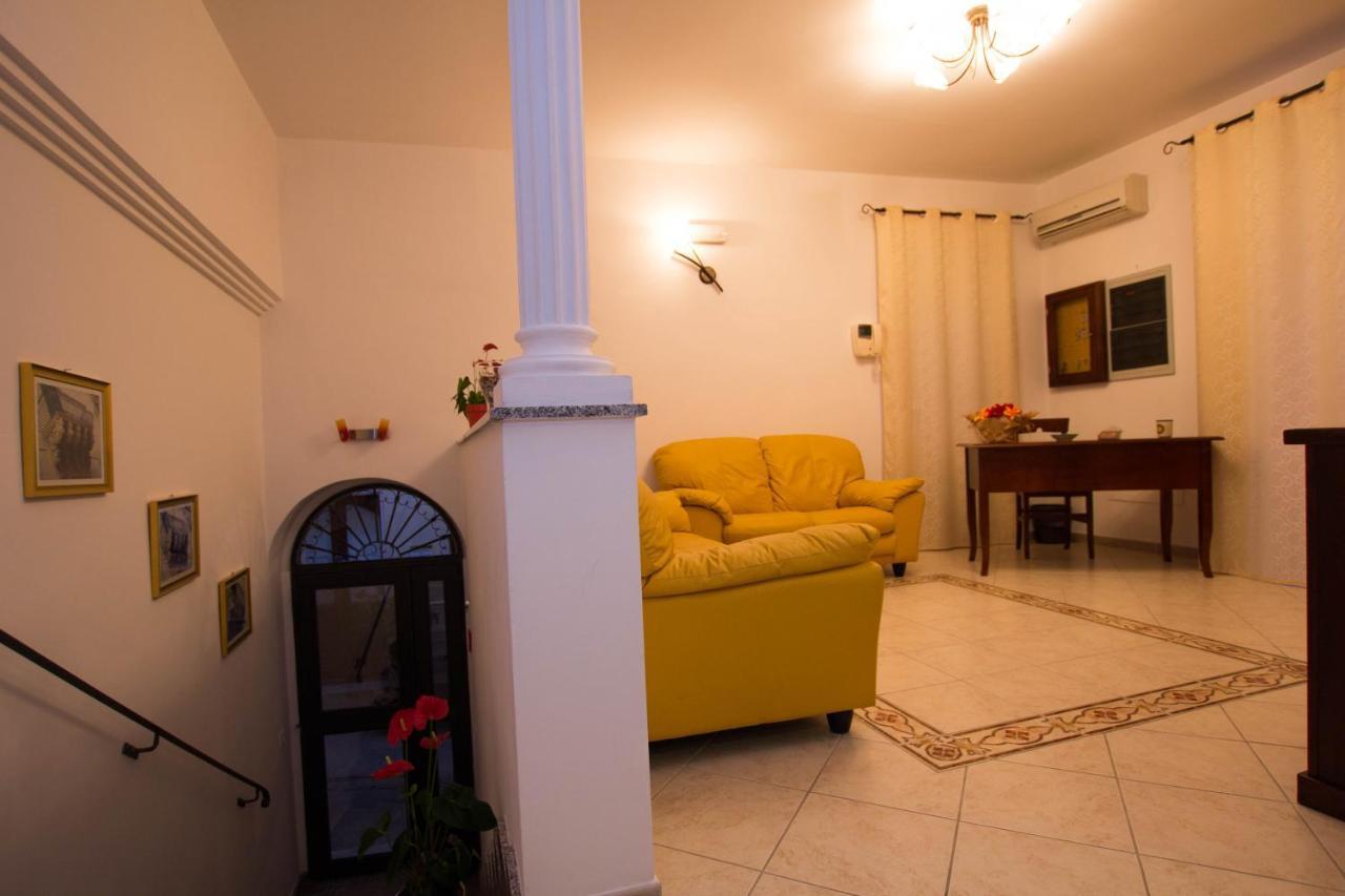 Noto Bedda Bed&Breakfast Exterior photo